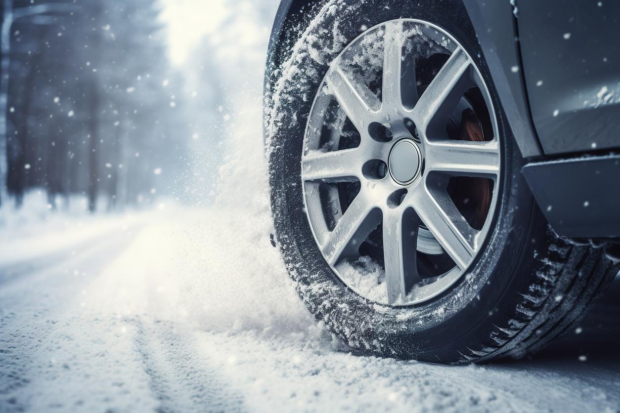 Pneus hiver obligatoire dès le 1er novembre : tout savoir !